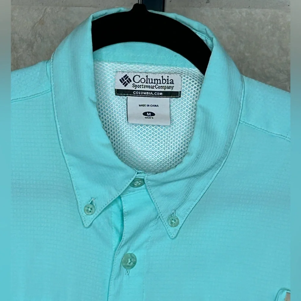 Columbia Shirt Sleeve Button Down Size Medium Fishing Shirt Mens Mint Green